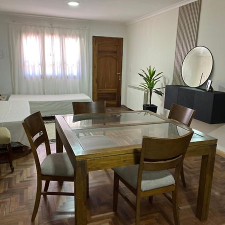 Departamentos De Buen Nivel Apartment Mendoza Exterior photo